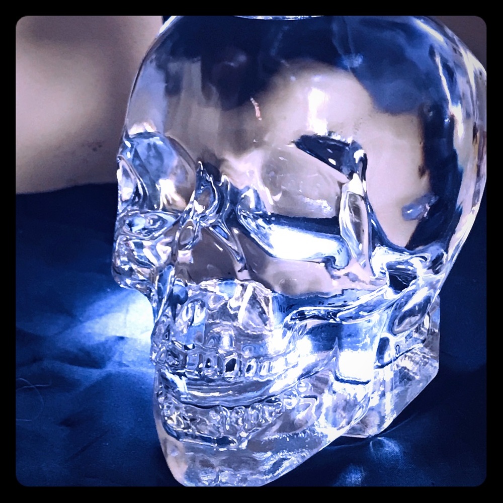 SKULL CRYSTAL BALL HAS NEVER BEEN OPENED,SEALED